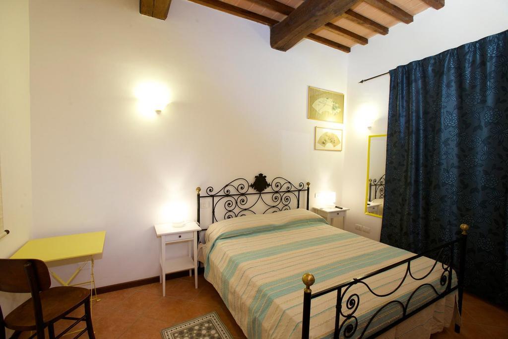 Aretino Guest House Assisi Room photo